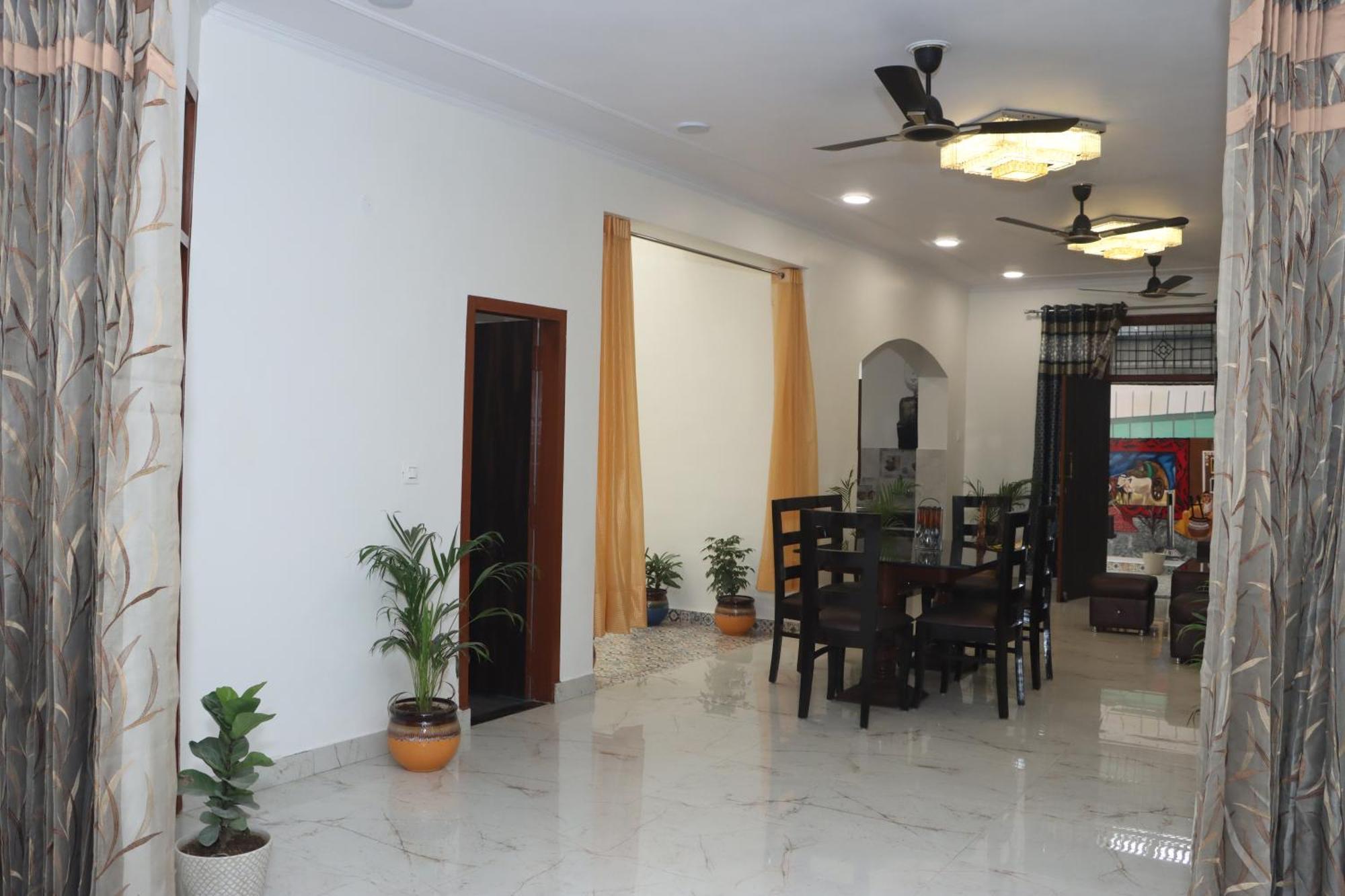 Serene House With Peaceful Vibes Villa Greater Noida Luaran gambar